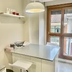 San Bernardo Street 아파트